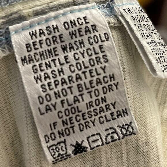 Tommy Bahama Men's Medium Life is one long weekend Button Shirt #86549 - Picture 7 of 9